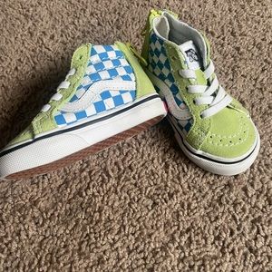 Toddler vans size 4